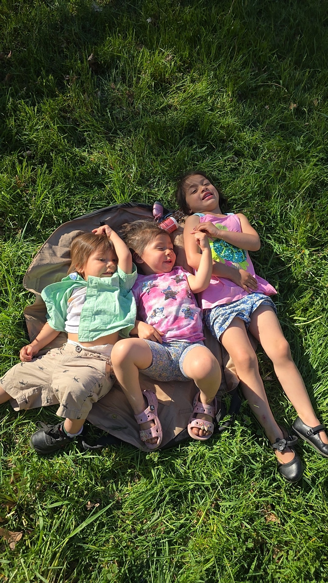 What to Pack for a Park Day With Kids