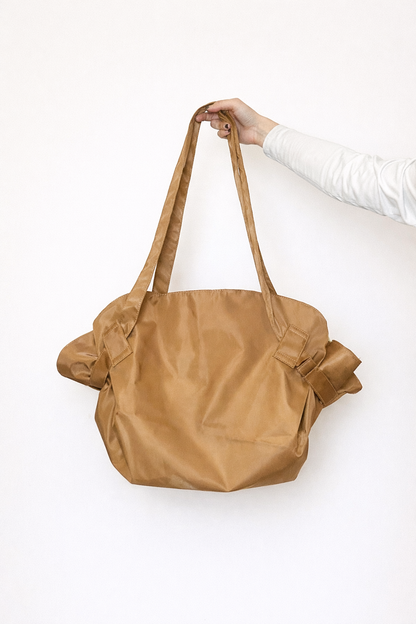 NestFold Transforming Tote — From Bag to Flat Mat